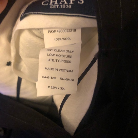 Black pin stripe full suit with pants and vest - Picture 5 of 5